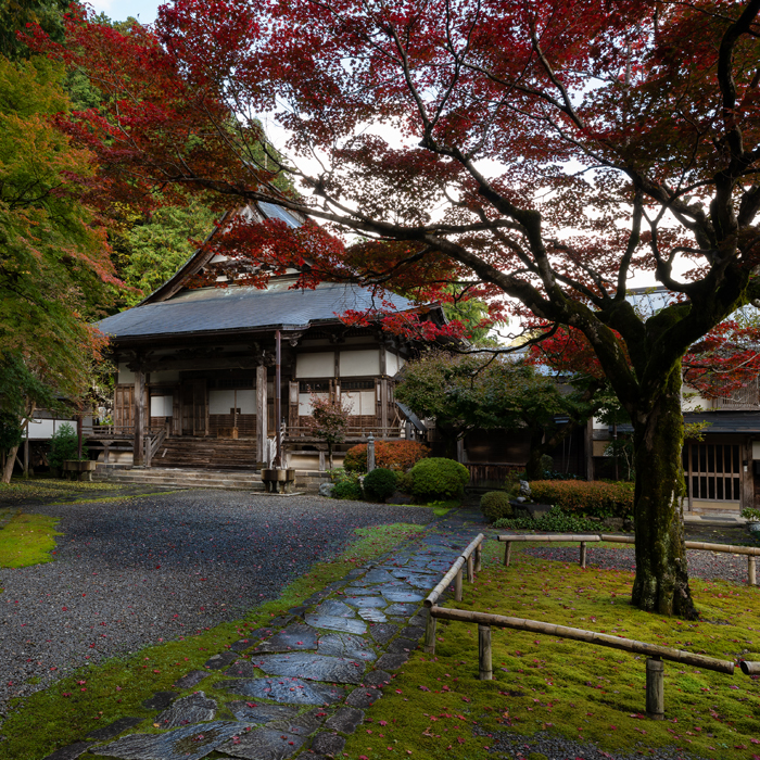 History, valuable buildings and treasures … The largest wooden building in Gifu-ken