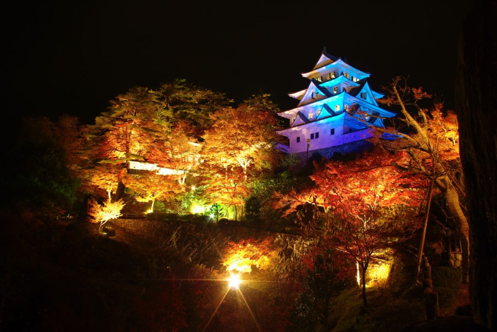 Little Kyoto, Autumn Leaf-peeping at Gujo Hachiman_11